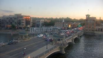 Weather camera view of City of St Charles.