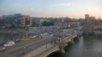 Weather camera view of City of St Charles.