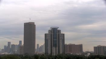 Weather camera view of St Thomas High School.