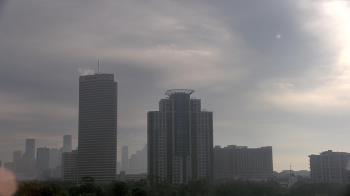 Weather camera view of St Thomas High School.