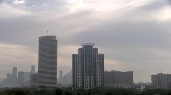 Weather camera view of St Thomas High School.