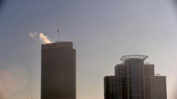 Weather camera view of St Thomas High School.