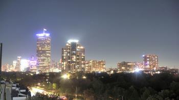 Weather camera view of St Thomas High School.