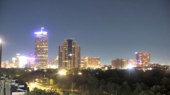 Weather camera view of St Thomas High School.