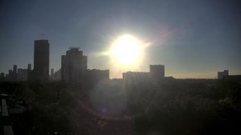 Weather camera view of St Thomas High School.