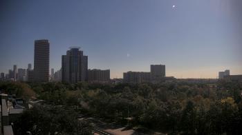 Weather camera view of St Thomas High School.