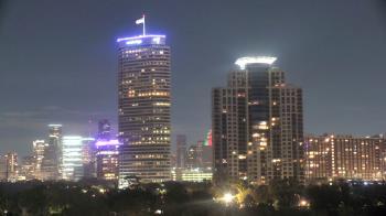 Weather camera view of St Thomas High School.