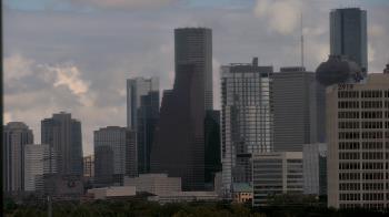 Weather camera view of St Thomas High School.