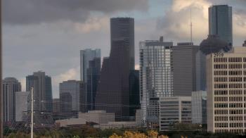 Weather camera view of St Thomas High School.