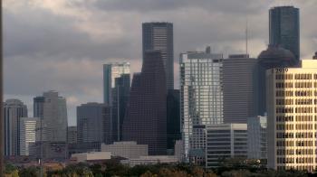 Weather camera view of St Thomas High School.