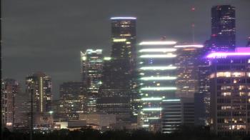 Weather camera view of St Thomas High School.