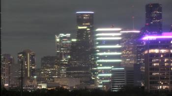 Weather camera view of St Thomas High School.