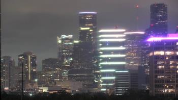 Weather camera view of St Thomas High School.