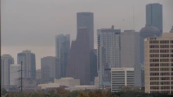 Weather camera view of St Thomas High School.