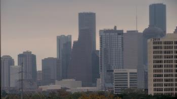 Weather camera view of St Thomas High School.