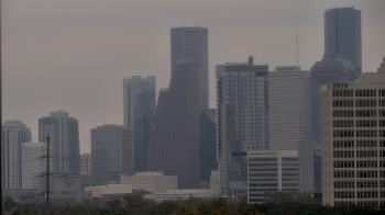 Weather camera view of St Thomas High School.