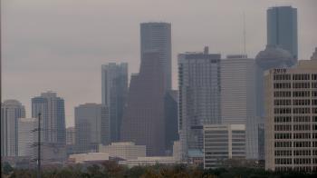 Weather camera view of St Thomas High School.