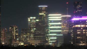 Weather camera view of St Thomas High School.