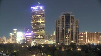 Weather camera view of St Thomas High School.