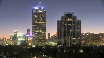 Weather camera view of St Thomas High School.