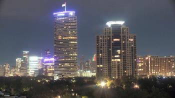 Weather camera view of St Thomas High School.