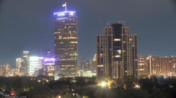 Weather camera view of St Thomas High School.