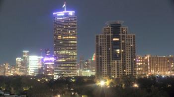 Weather camera view of St Thomas High School.