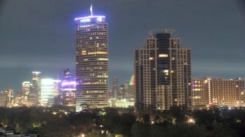 Weather camera view of St Thomas High School.