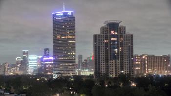 Weather camera view of St Thomas High School.