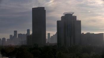 Weather camera view of St Thomas High School.