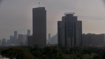 Weather camera view of St Thomas High School.