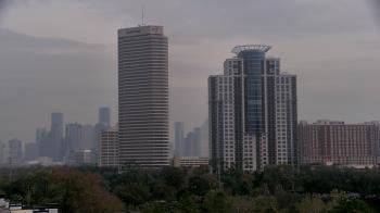 Weather camera view of St Thomas High School.