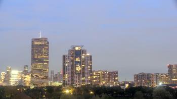 Weather camera view of St Thomas High School.