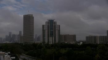 Weather camera view of St Thomas High School.
