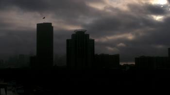 Weather camera view of St Thomas High School.