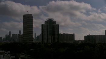 Weather camera view of St Thomas High School.