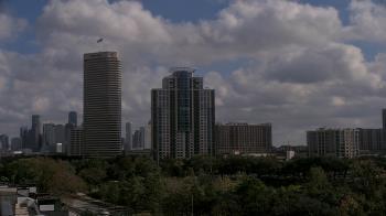 Weather camera view of St Thomas High School.