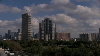 Weather camera view of St Thomas High School.