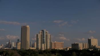 Weather camera view of St Thomas High School.