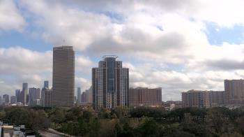 Weather camera view of St Thomas High School.