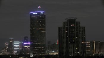 Weather camera view of St Thomas High School.