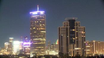 Weather camera view of St Thomas High School.