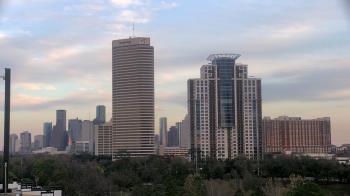 Weather camera view of St Thomas High School.