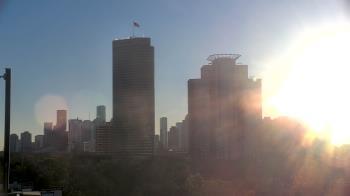 Weather camera view of St Thomas High School.