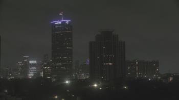 Weather camera view of St Thomas High School.