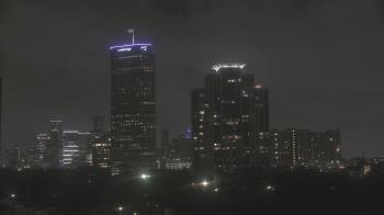 Weather camera view of St Thomas High School.