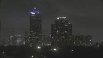 Weather camera view of St Thomas High School.