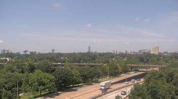 Weather camera view of St Thomas High School.