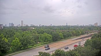 Weather camera view of St Thomas High School.