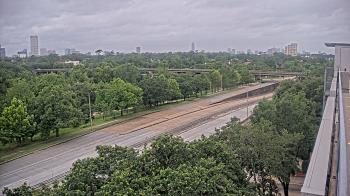 Weather camera view of St Thomas High School.